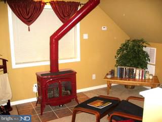 7341 Ryers Avenue Philadelphia, PA 19111 - Photo 6 of 6 Gallery Image 6