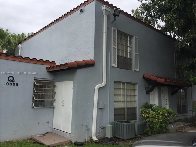 $298,000 | 10808 North Kendall Drive, Unit Q4, Miami, FL 33176