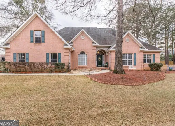 $349,000 | 100 Briarmoor Drive, Warner Robins, GA 31088