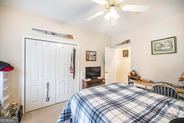 a bathroom with a sink vanity and a mirror