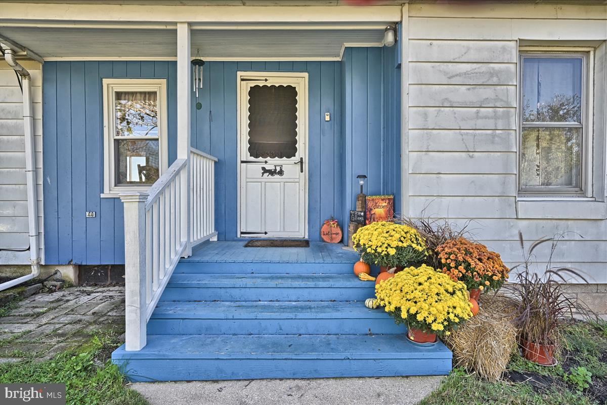 530 Mt Airy Road Lewisberry, PA 17339 - Photo 3 of 27 Side Porch entrance