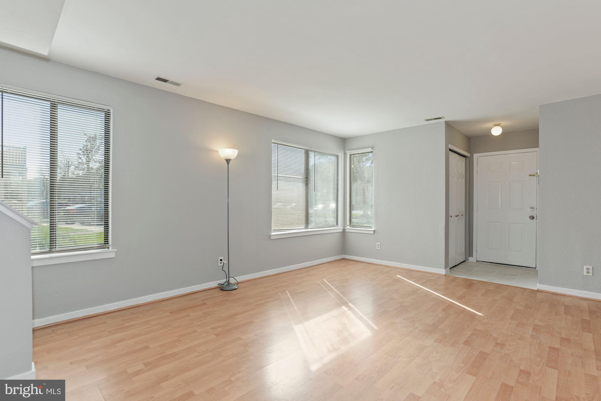85 Sandra Road Voorhees, NJ 08043 - Photo 7 of 30