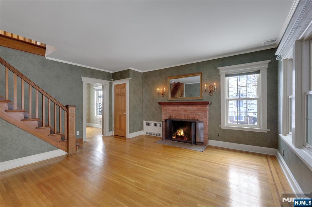 314 Knickerbocker Road Tenafly, NJ 07670 - Photo 5 of 36