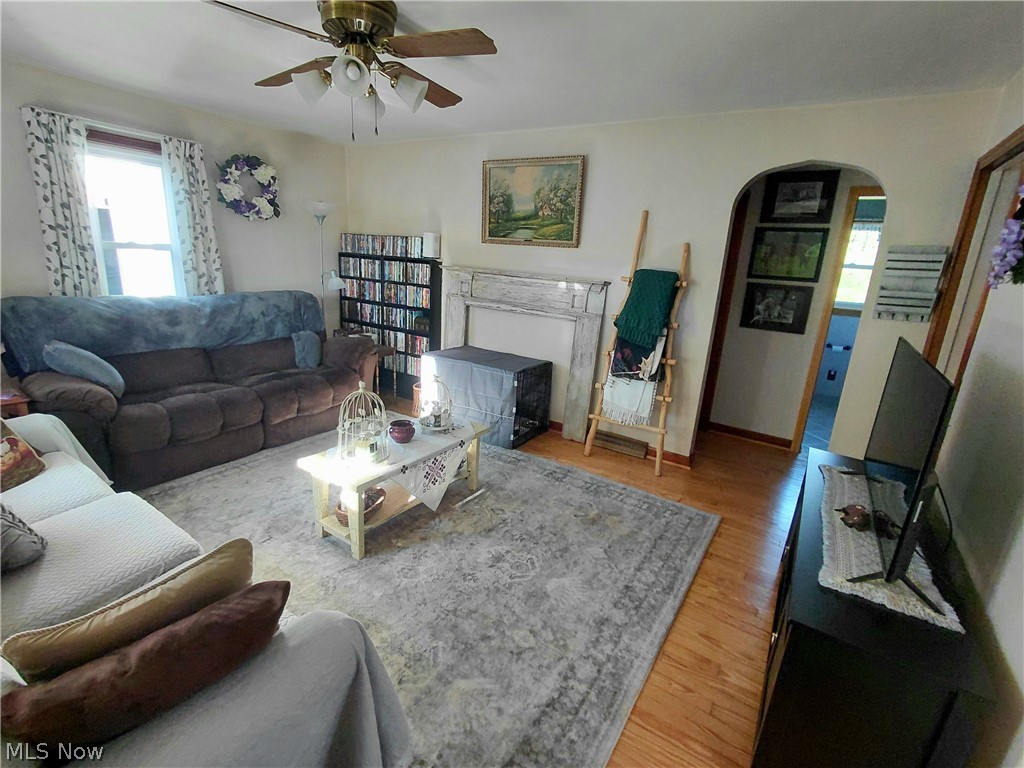 242 Cedar Road Richmond, OH 43944 - Photo 5 of 40