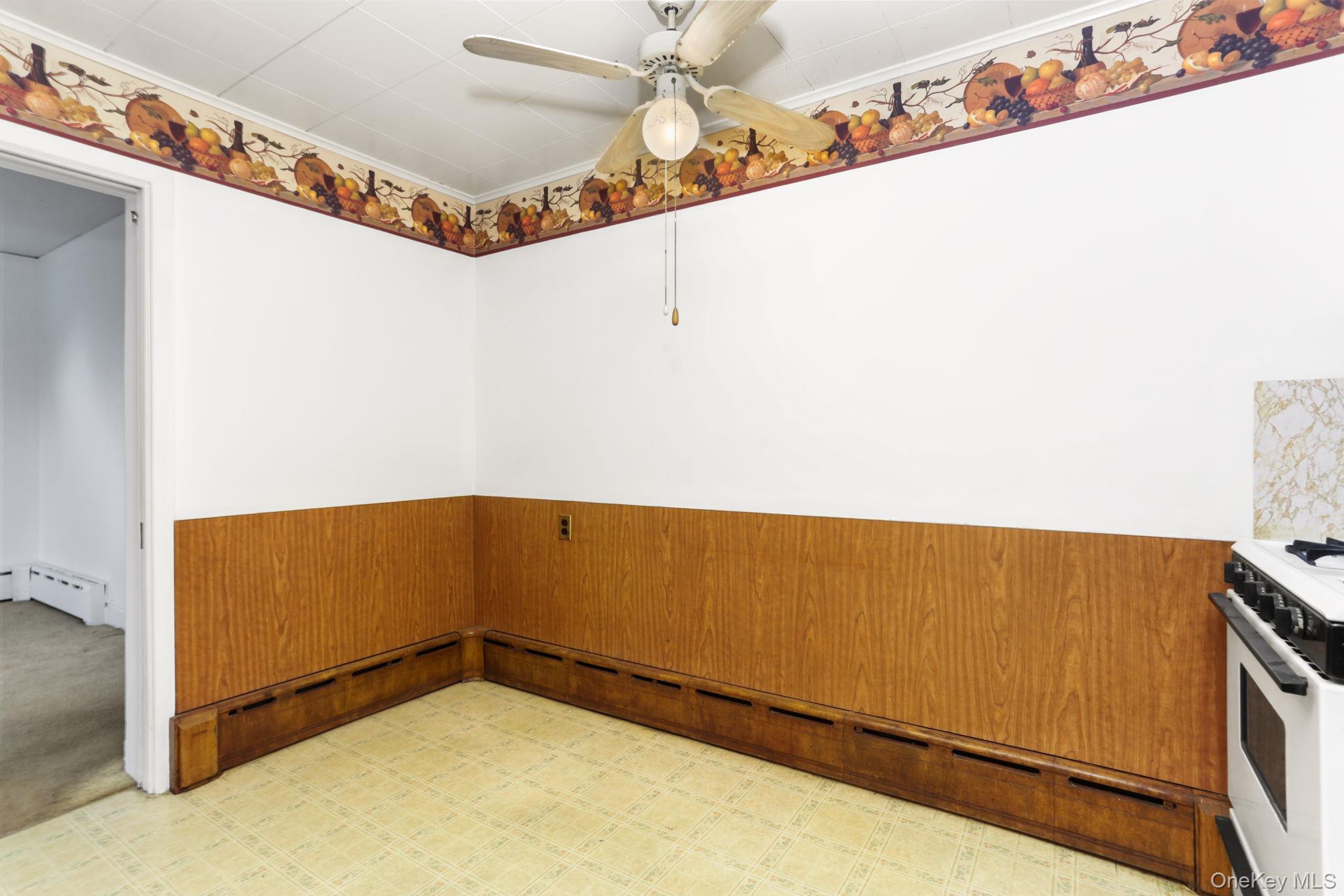 3 Hill Street New Rochelle, NY 10801 - Photo 15 of 46 a view of room