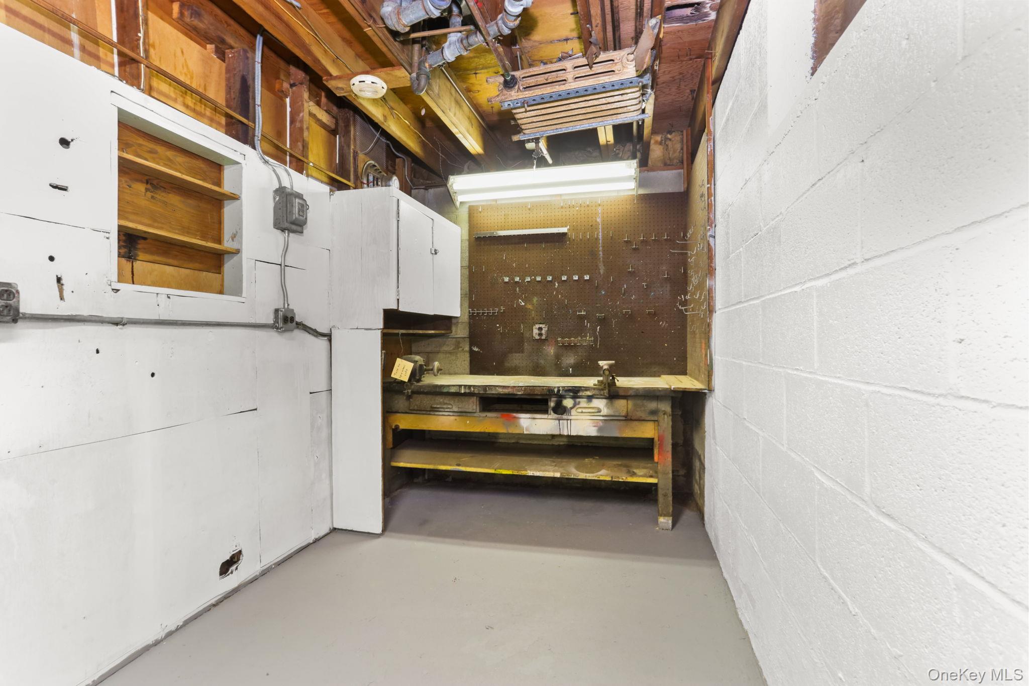 3 Hill Street New Rochelle, NY 10801 - Photo 37 of 46