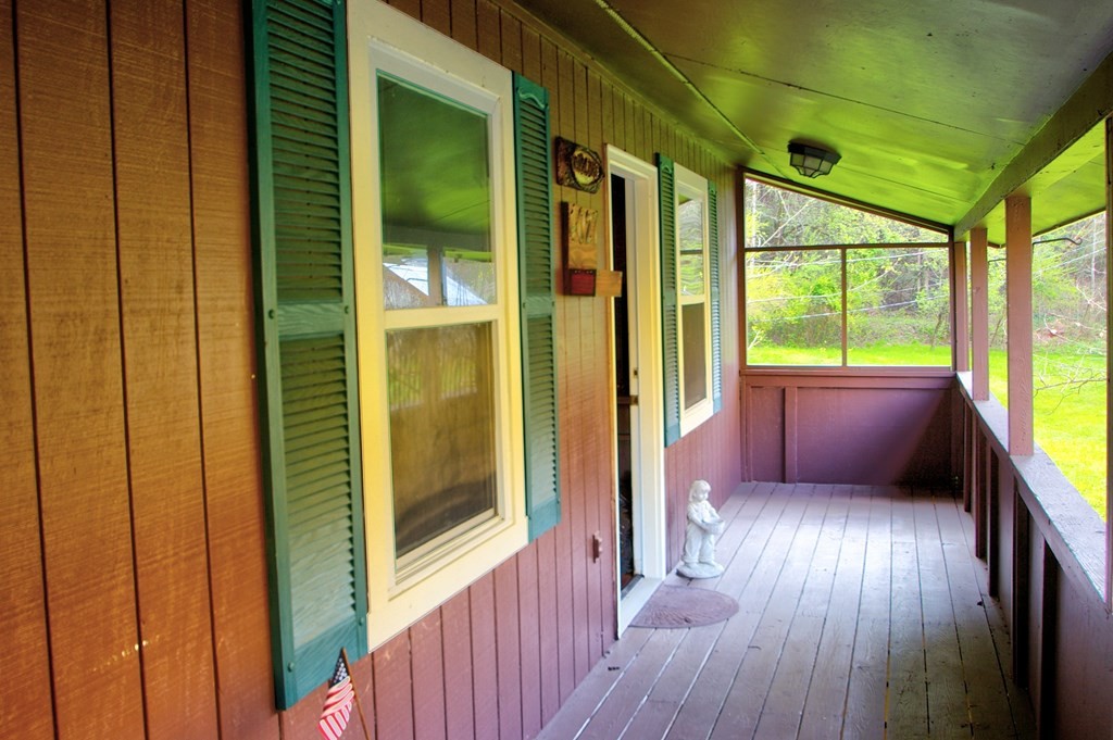 4027 Wilhite Road Sevierville, TN 37876 - Photo 5 of 33 Gallery Image 5