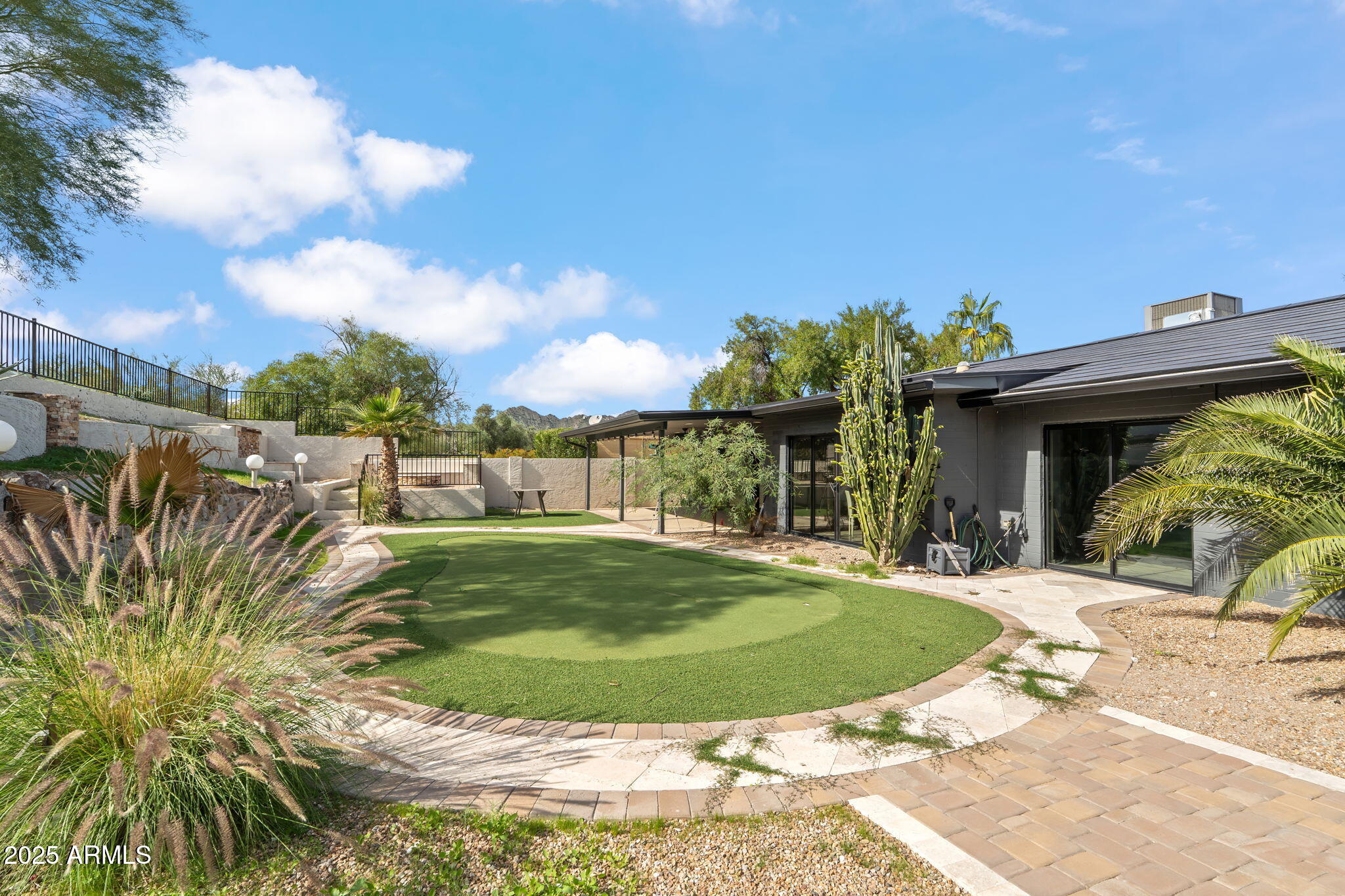 9046 North 28th Street Phoenix, AZ 85028 - Photo 21 of 38 50-web-or-mls-DSC_9050
