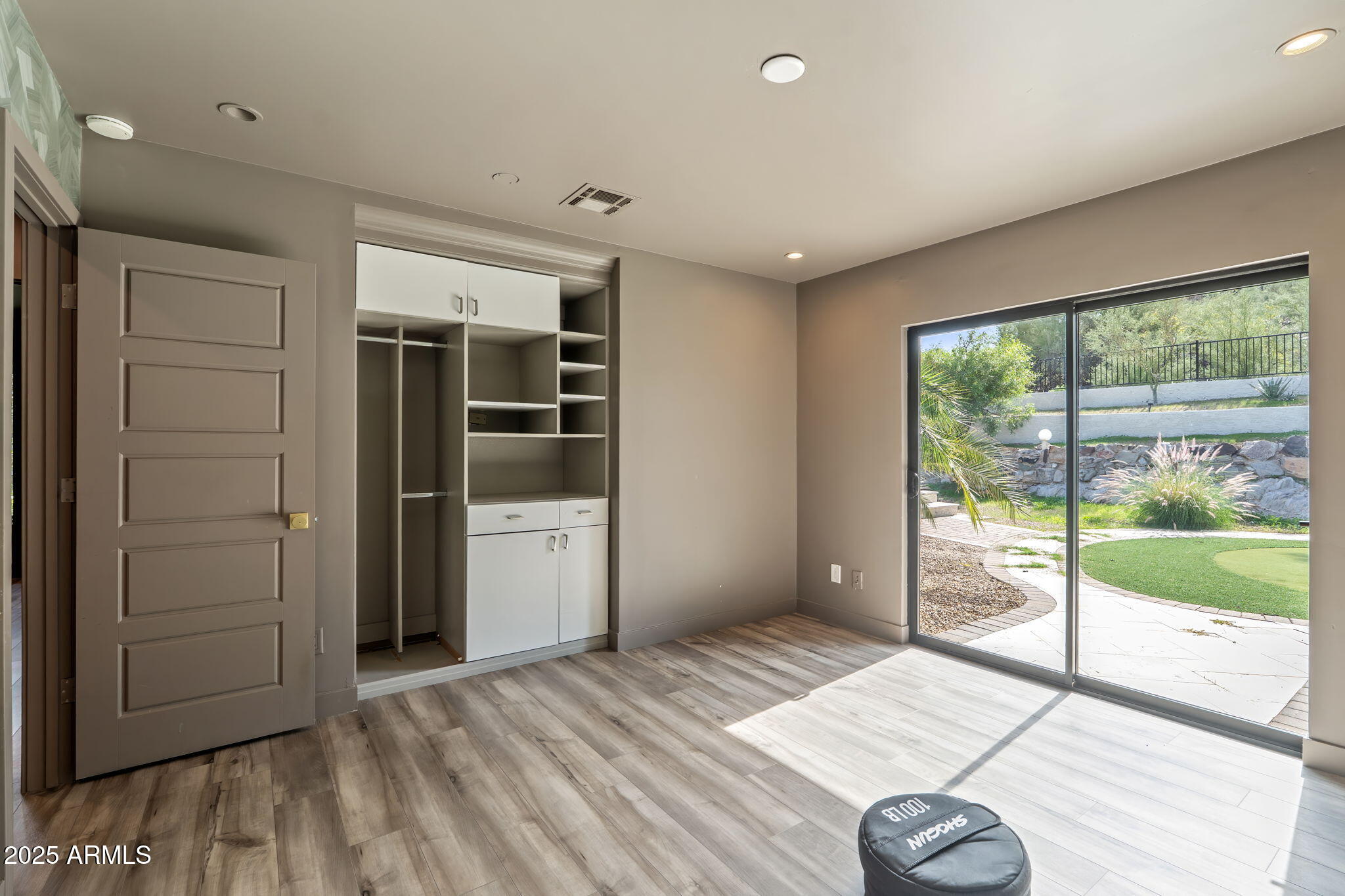 9046 North 28th Street Phoenix, AZ 85028 - Photo 28 of 38 59-web-or-mls-DSC_9059