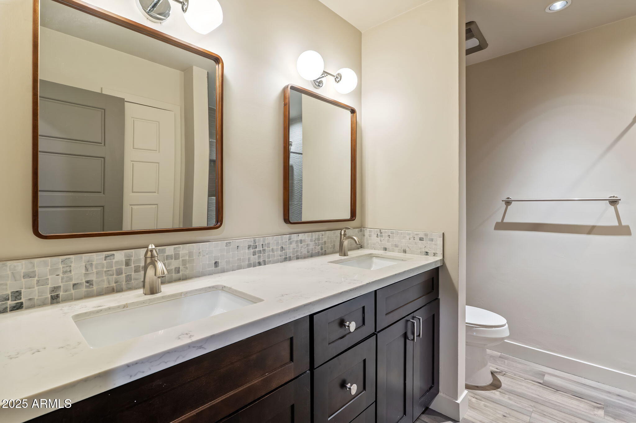 9046 North 28th Street Phoenix, AZ 85028 - Photo 29 of 38 60-web-or-mls-DSC_9060