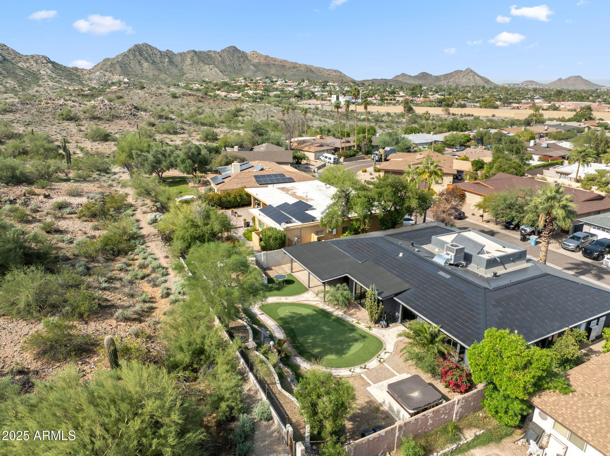 9046 North 28th Street Phoenix, AZ 85028 - Photo 34 of 38 5-web-or-mls-DSC_9005