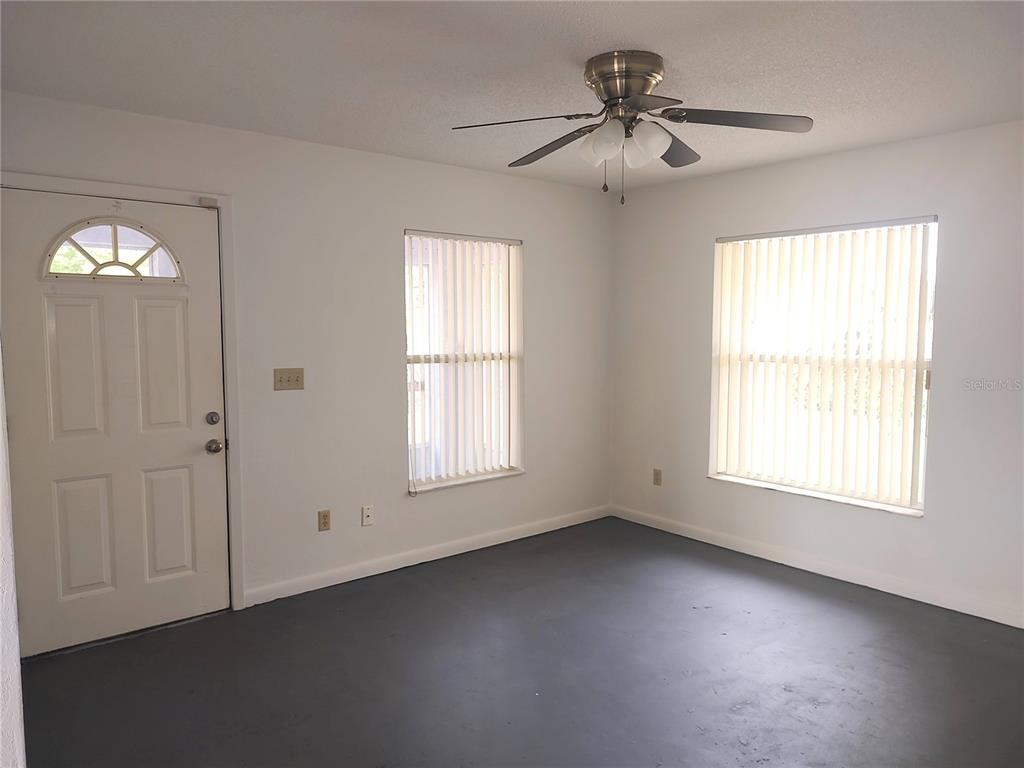 540 West Mathis Street DeLand, FL 32720 - Photo 9 of 27