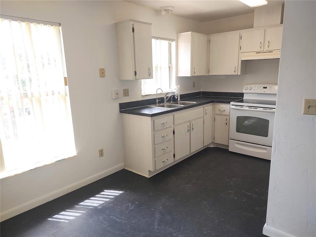 540 West Mathis Street DeLand, FL 32720 - Photo 10 of 27