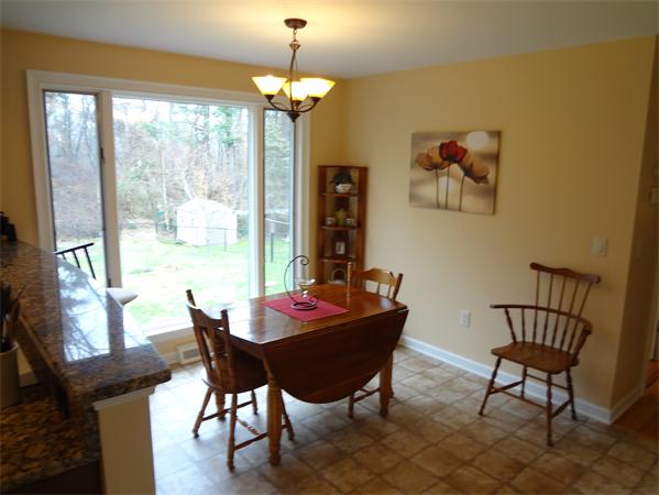 466 Gooseberry Road West Springfield, MA 01089 - Photo 14 of 26 Gallery Image 14