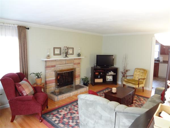 466 Gooseberry Road West Springfield, MA 01089 - Photo 4 of 26 Gallery Image 4
