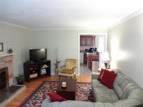 466 Gooseberry Road West Springfield, MA 01089 - Photo 6 of 26 Gallery Image 6