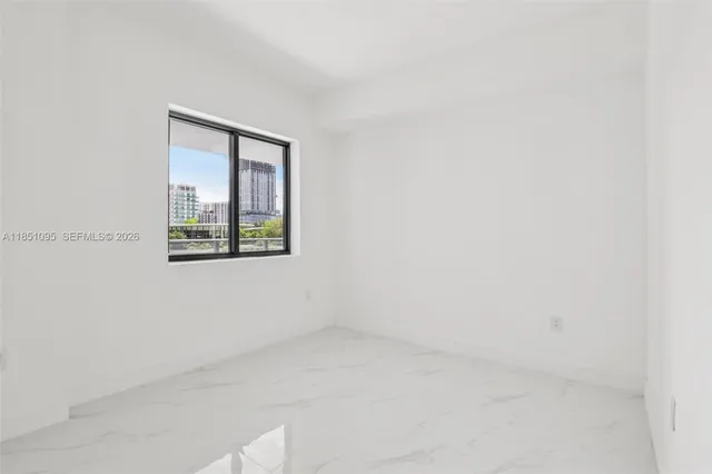 $2,100,000 | 700 Northeast 24th Street, Unit 806, Miami, FL 33137