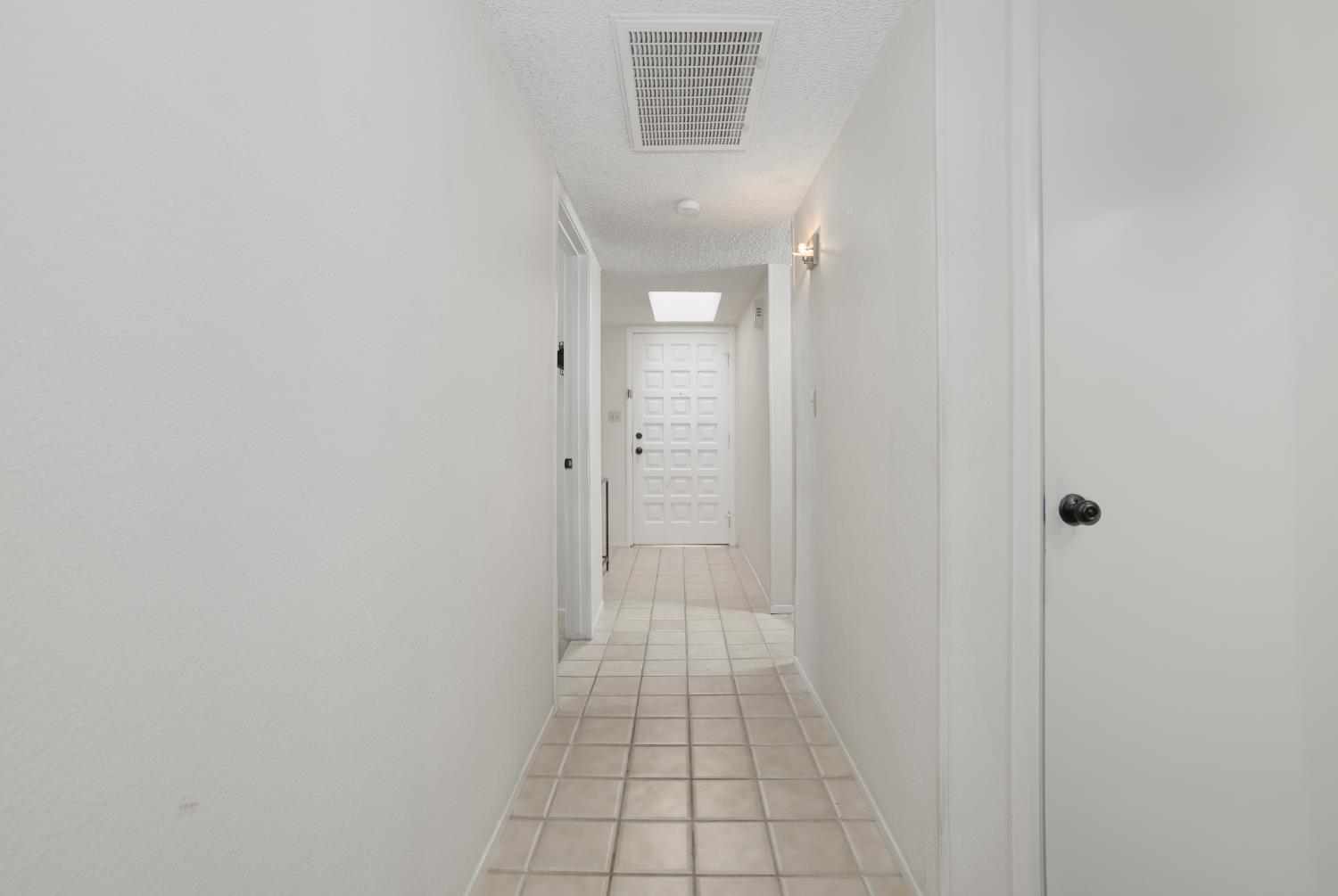 1077 Rivara Road, Unit 102 Stockton, CA 95207 - Photo 5 of 27