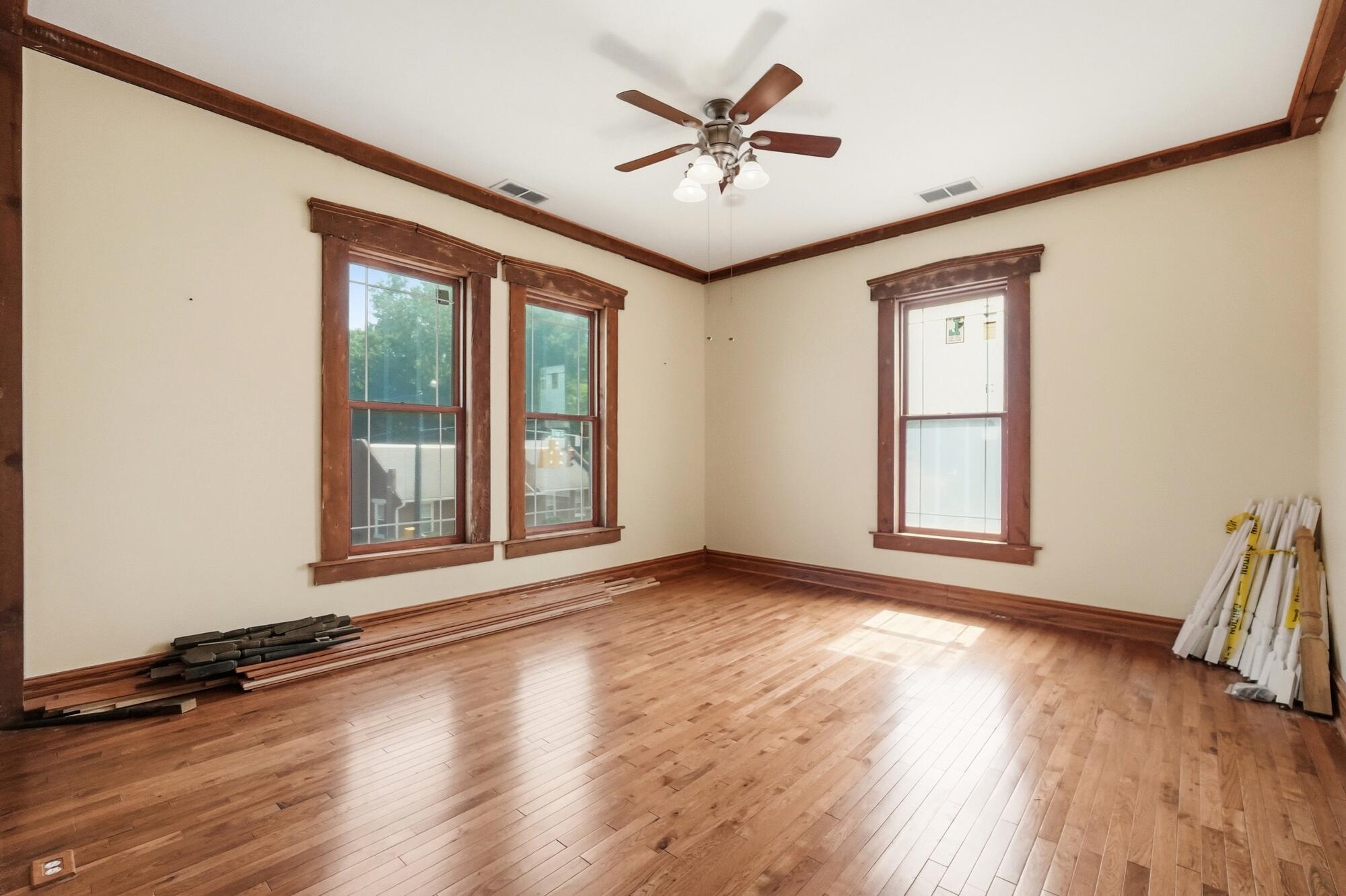649 East High Street Springfield, OH 45505 - Photo 42 of 79 041