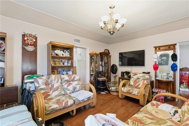 $999,990 | 4020 West Ave 40, Los Angeles, CA 90065