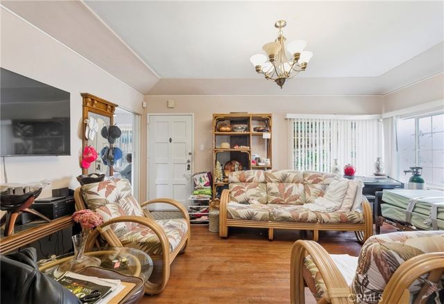 $999,990 | 4020 West Ave 40, Los Angeles, CA 90065