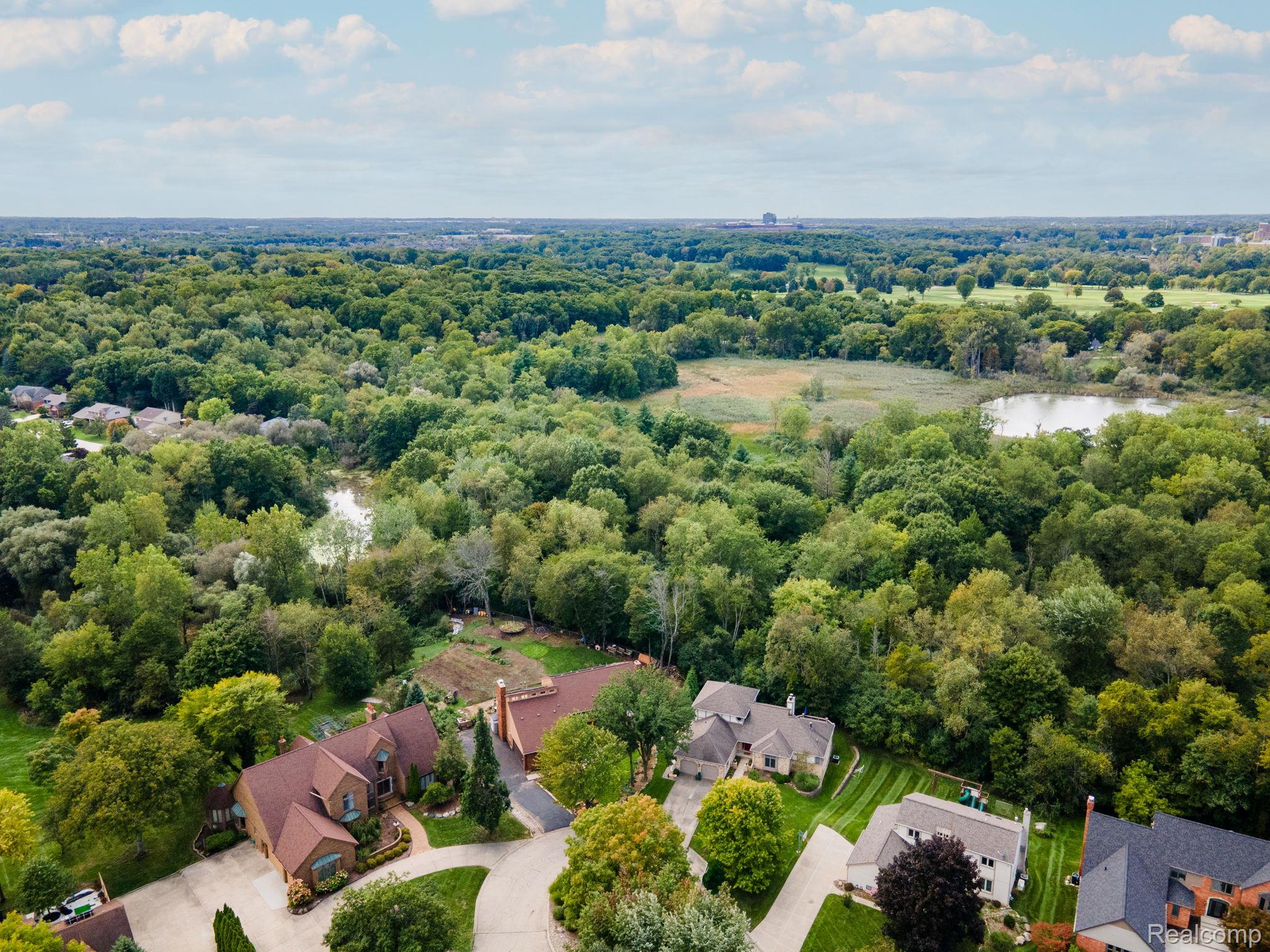 2509 Munster Road Rochester, MI 48309 - Photo 44 of 44 60-web-or-mls-2509 Munster Rd-60.jpg