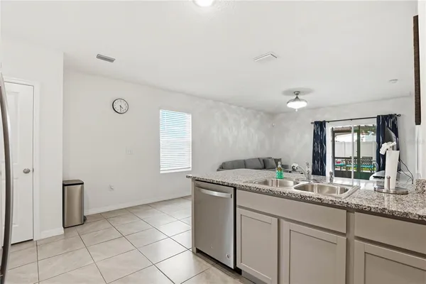 $2,600 | 2839 Maiden Grass Isle, Wesley Chapel, FL 33545