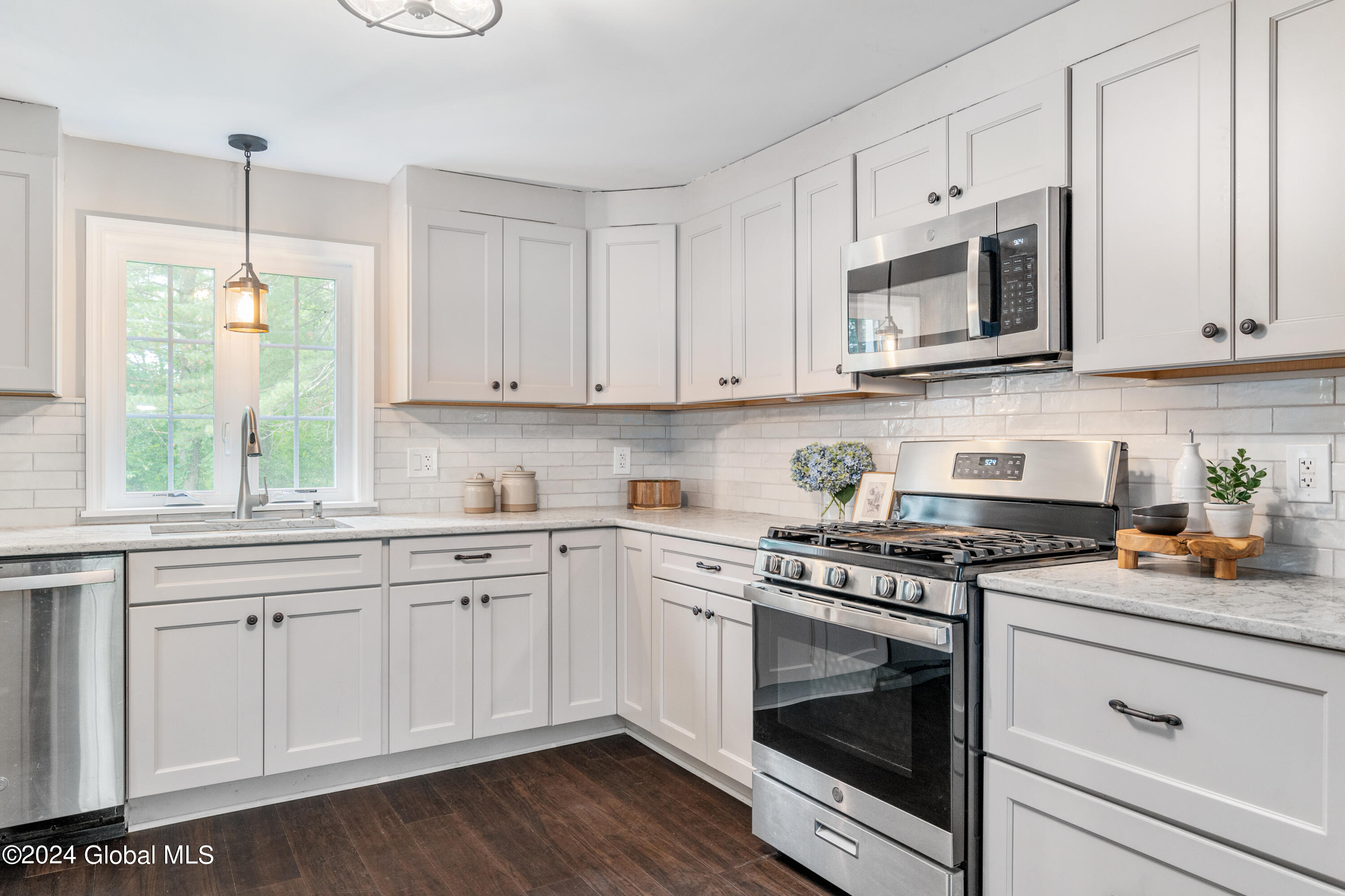 68 Haswell Road Watervliet, NY 12189 - Photo 8 of 28 Kitchen