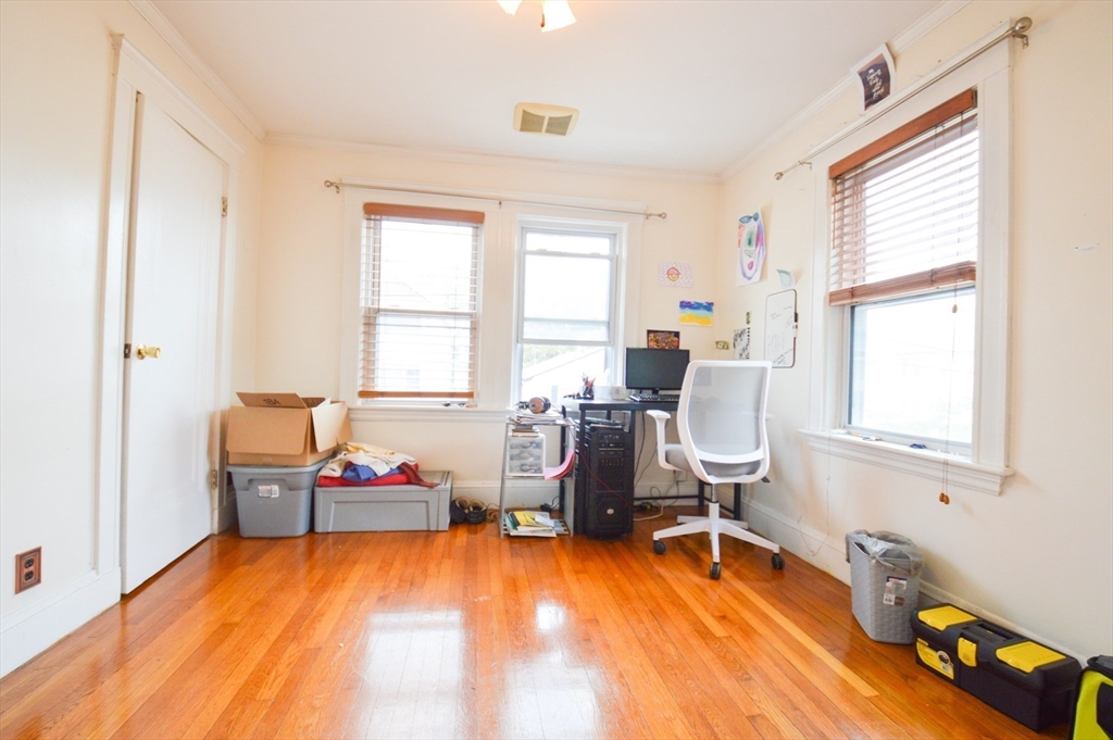 22 Cresthill Road, Unit 22 Boston, MA 02135 - Photo 11 of 20