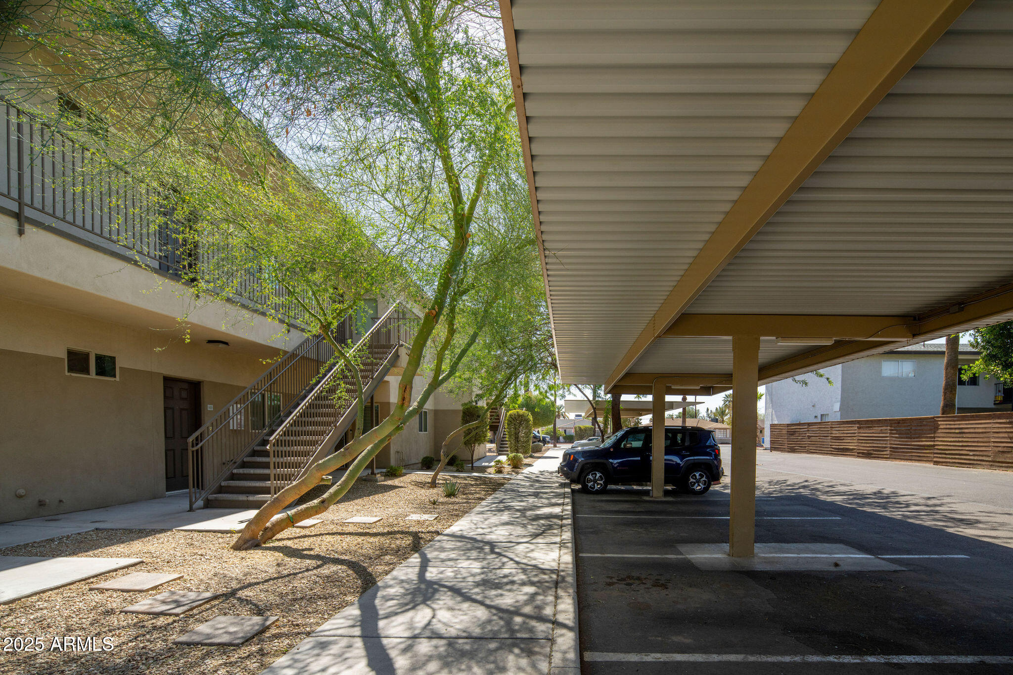 2016 West Orangewood Avenue Phoenix, AZ 85021 - Photo 7 of 22 a view of a patio