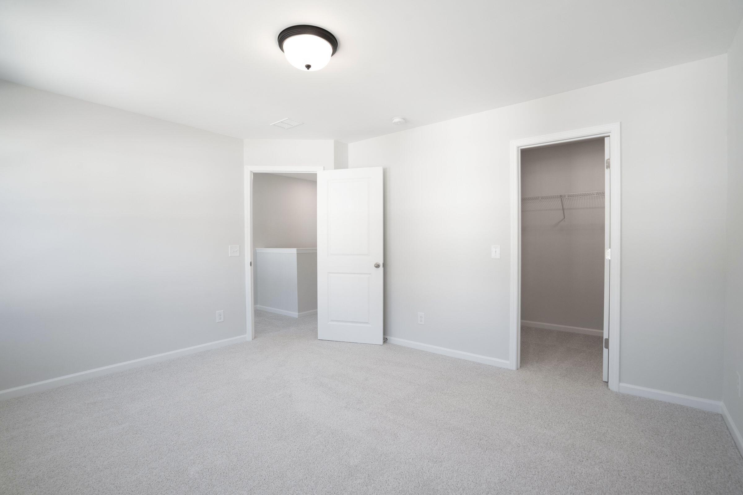 725 Alma Square Drive Moncks Corner, SC 29461 - Photo 33 of 40 376GreenFernDr-KeenEyeMarketing-031