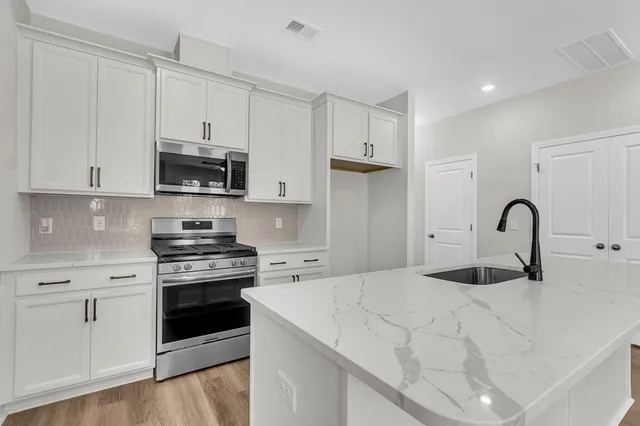 $311,113 | 725 Alma Square Drive, Moncks Corner, SC 29461