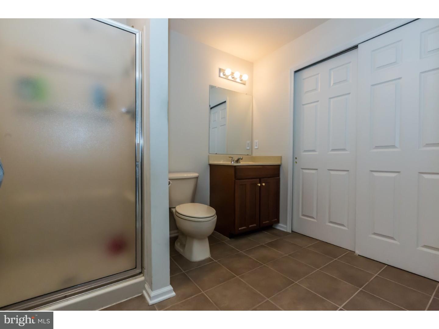 1601 Hulnick Road Coatesville, PA 19320 - Photo 17 of 25 Bathroom