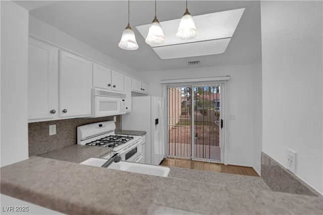 $1,750 | 9424 West Gold Mountain Avenue, Las Vegas, NV 89134