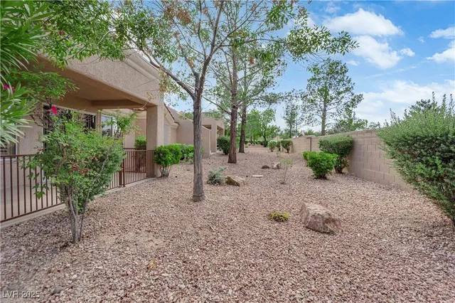 $1,750 | 9424 West Gold Mountain Avenue, Las Vegas, NV 89134