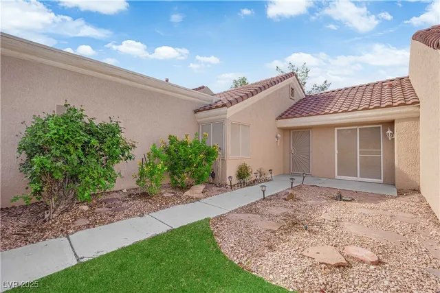 $1,750 | 9424 West Gold Mountain Avenue, Las Vegas, NV 89134