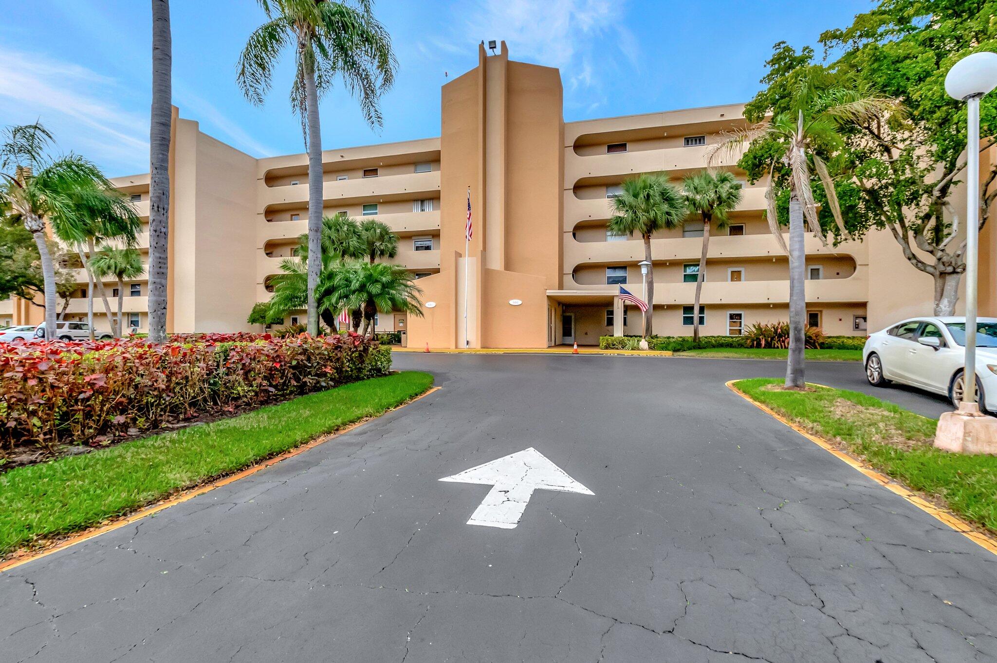 6461 Northwest 2nd Avenue, Unit 1160 Boca Raton, FL 33487 - Photo 1 of 26 1-web-or-mls-DSC_4693
