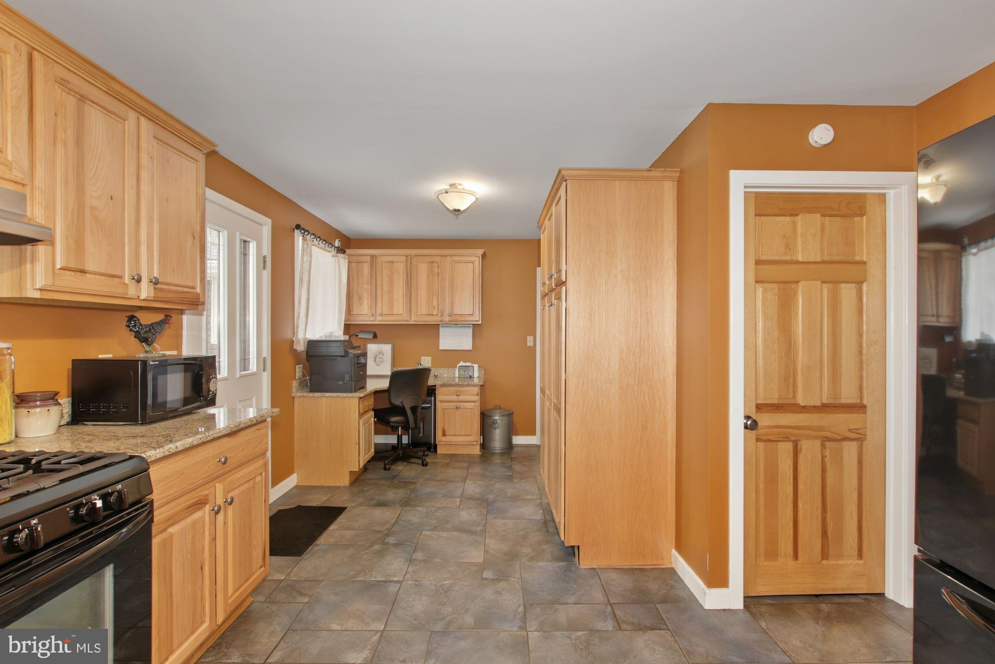 251 Avis Mill Road Pilesgrove, NJ 08098 - Photo 9 of 26