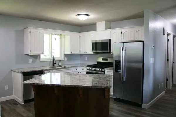 $419,900 | 5290 85th Street Northeast, Monticello, MN 55362
