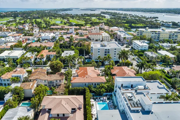 $9,950,000 | 349 Chilean Avenue, Palm Beach, FL 33480
