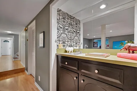 $985,000 | 7001 Lanham Lane, Edina, MN 55439
