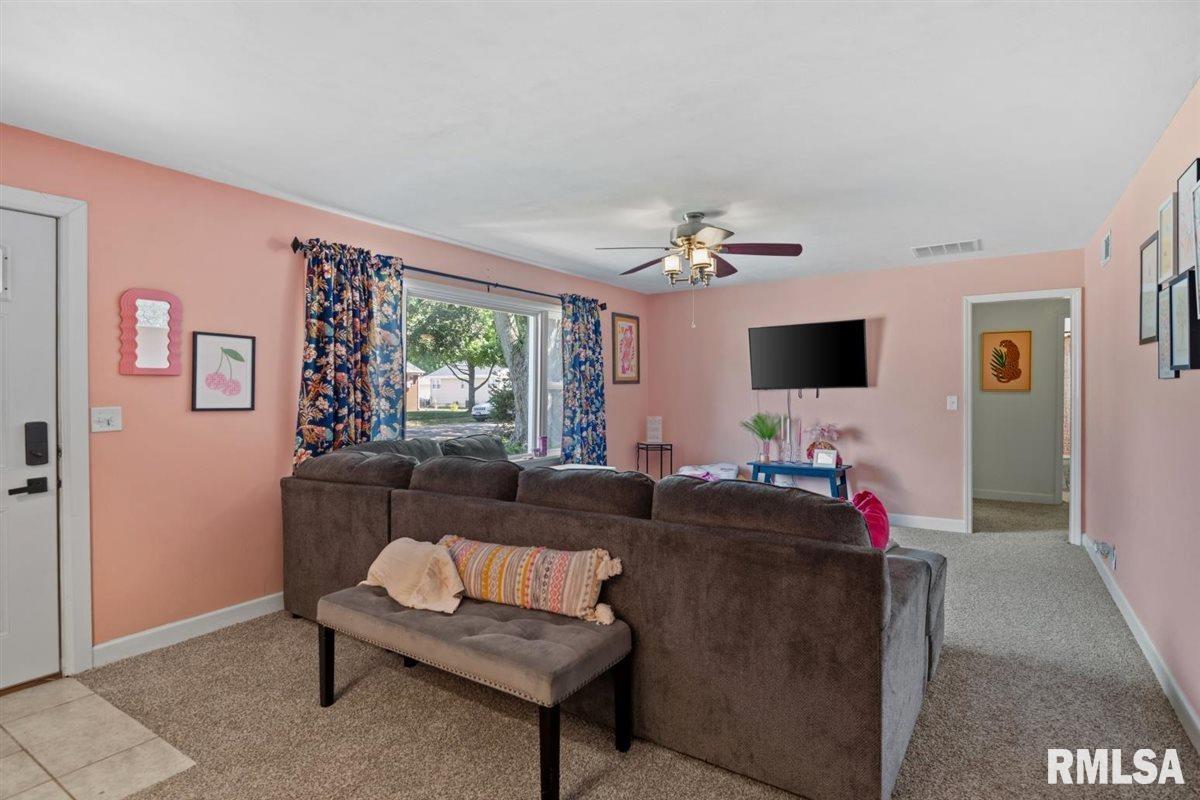 3117 South 1st Street, Unit 62703 Springfield, IL 62703 - Photo 4 of 30 Gallery Image 4