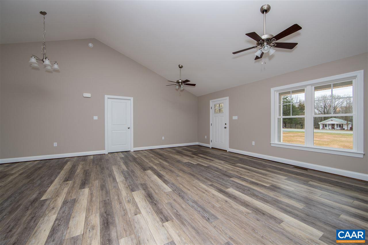 6675 Old Buckingham Road Powhatan, VA 23139 - Photo 3 of 17 Gallery Image 3