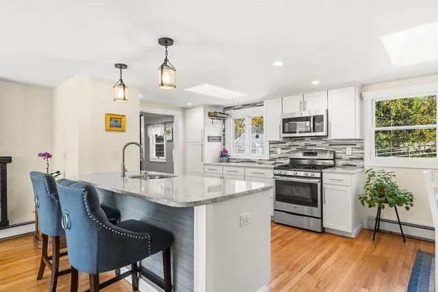 $850,000 | 28 Riverside Circle, Marshfield, MA 02050