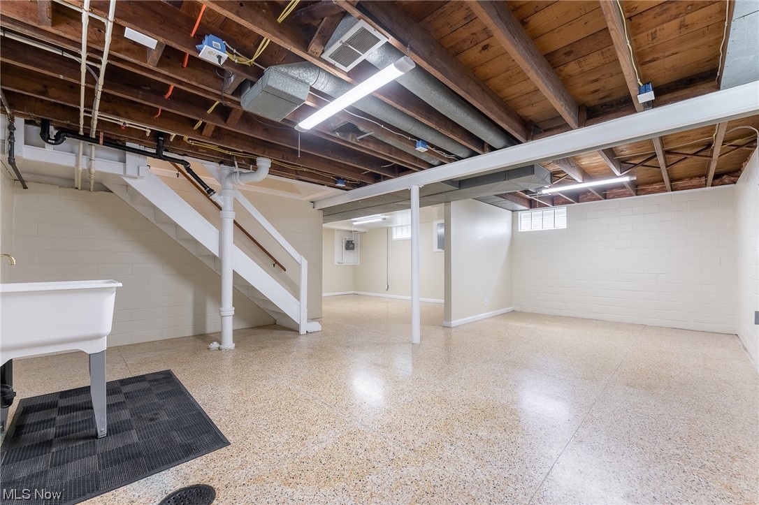 3303 9th Street Northwest Canton, OH 44708 - Photo 23 of 28 Gallery Image 23