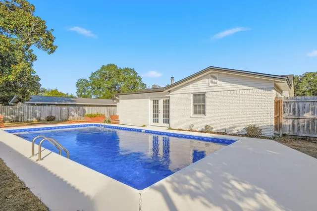 $425,900 | 258 Briarwood Circle Northwest, Fort Walton Beach, FL 32548