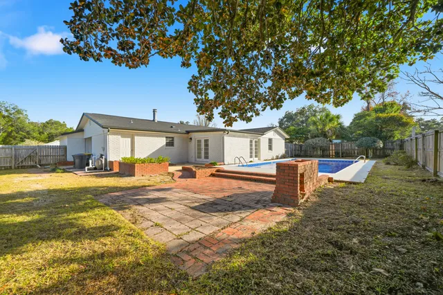 $425,900 | 258 Briarwood Circle Northwest, Fort Walton Beach, FL 32548