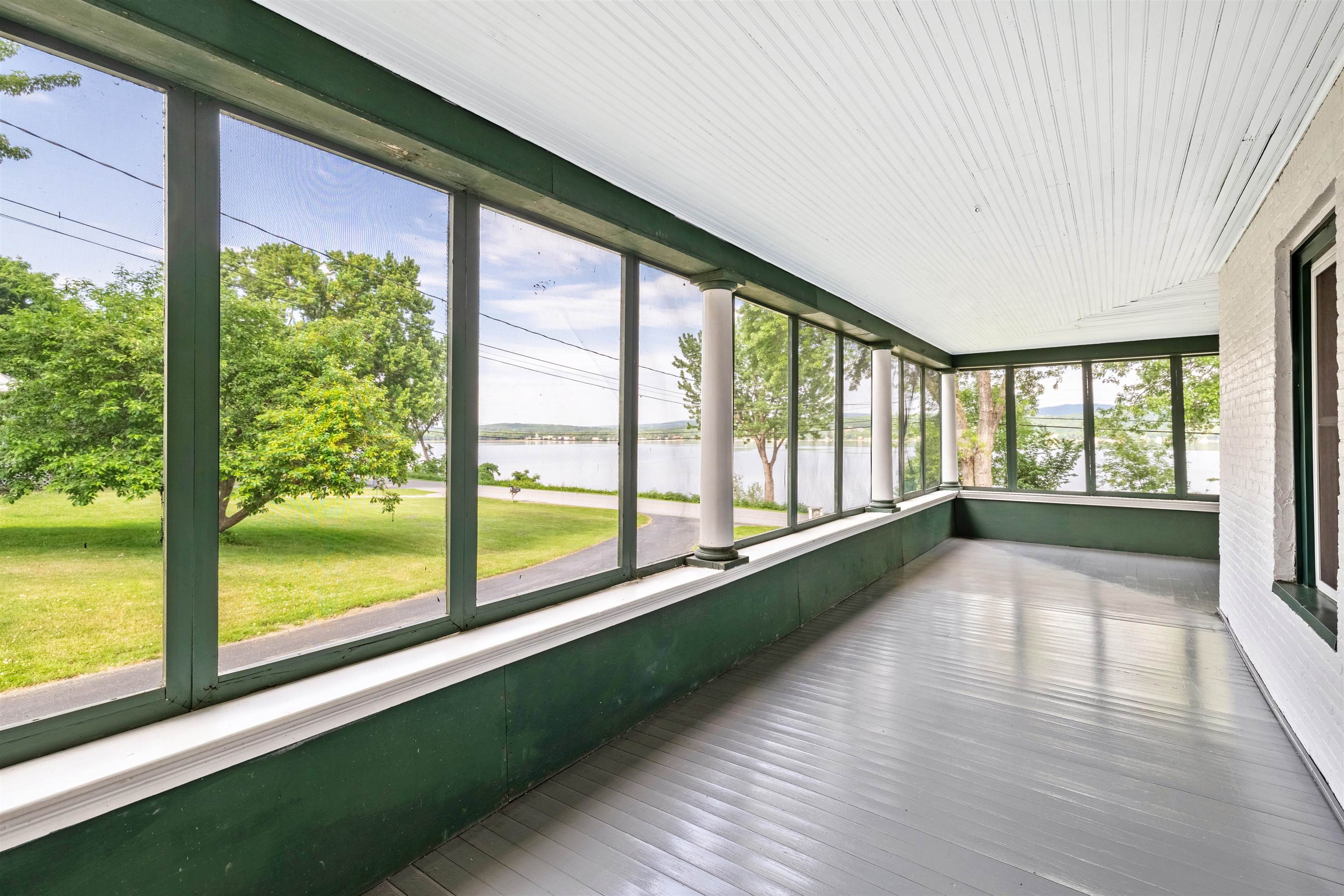 860 Hathaway Point Road St. Albans Town, VT 05488 - Photo 10 of 39 Gallery Image 10