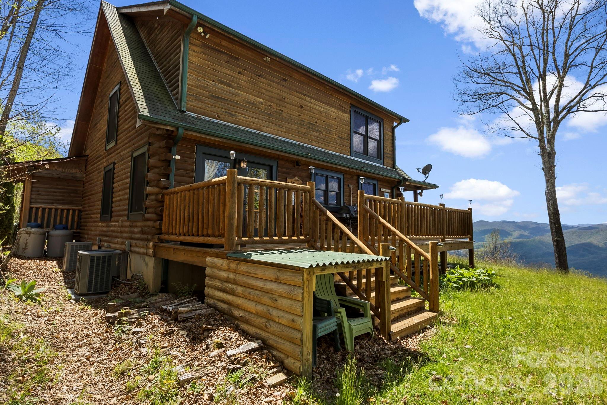 195 Justin Ridge Clyde, NC 28721 - Photo 9 of 44