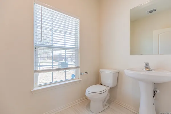 $1,700 | 15231 Harbor Landing, Von Ormy, TX 78073